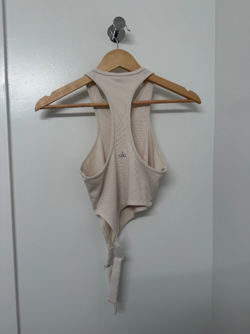 Alo Yoga Alosoft Ribbed Revelation Tank - Picture 6 of 9